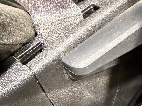 Used 2016 Dodge Grand Caravan SE w/ Quick Order Package 29E SE image 17