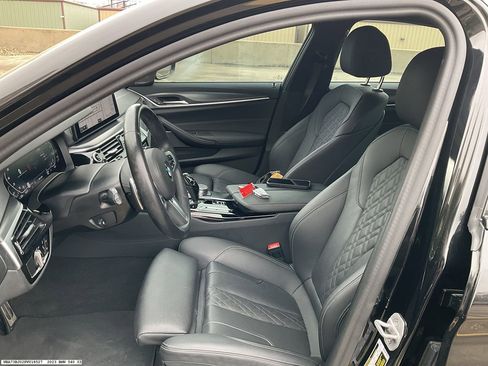 Used 2023 BMW 540i xDrive 540i xDrive w/ M Sport Package image 9