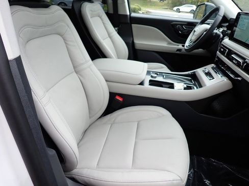 New 2026 Lincoln Aviator Reserve w/ Jet Appearance Package image 11