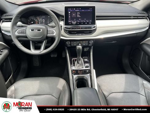 Used 2023 Jeep Compass Limited AWD/4WD image 13
