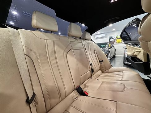 Used 2018 BMW 530i RWD image 17