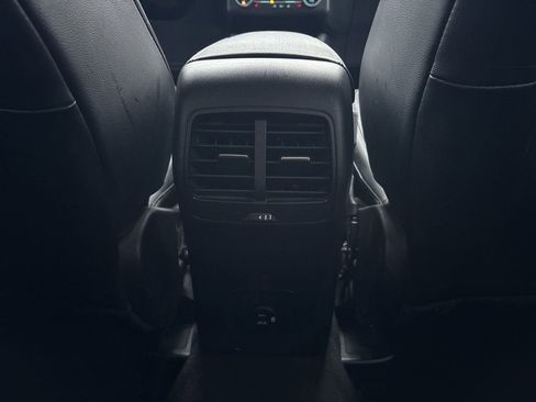 Used 2020 Ford Escape Titanium image 26