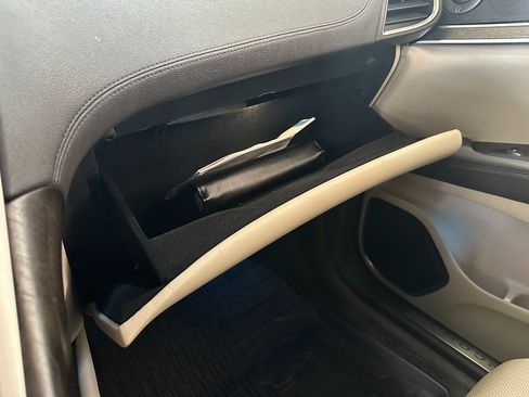 Used 2019 Lincoln Nautilus Reserve image 33