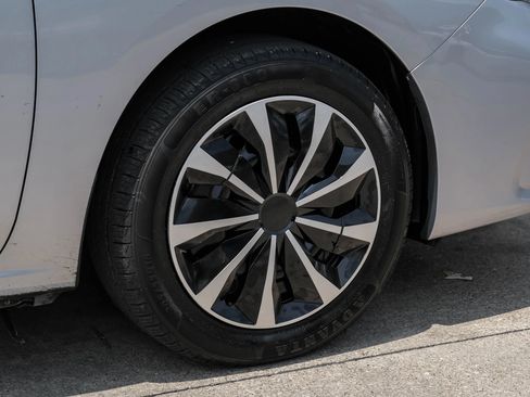 Used 2018 Subaru Impreza 2.0i AWD/4WD image 47