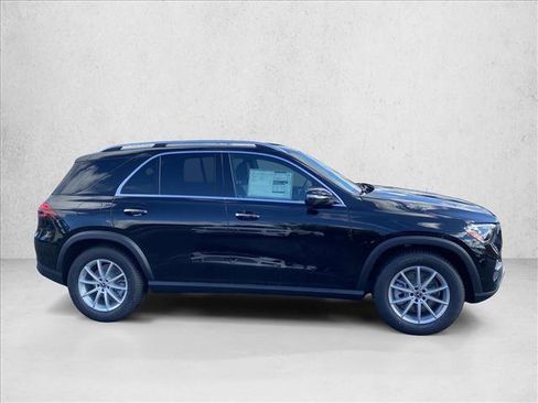 Certified 2025 Mercedes-Benz GLE 450 4MATIC image 8