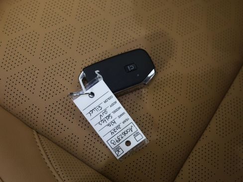 Used 2024 Kia Seltos SX w/ SX Sunroof Package image 30