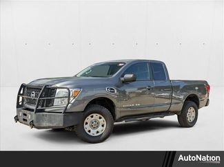 Used 2017 Nissan Titan S image 1