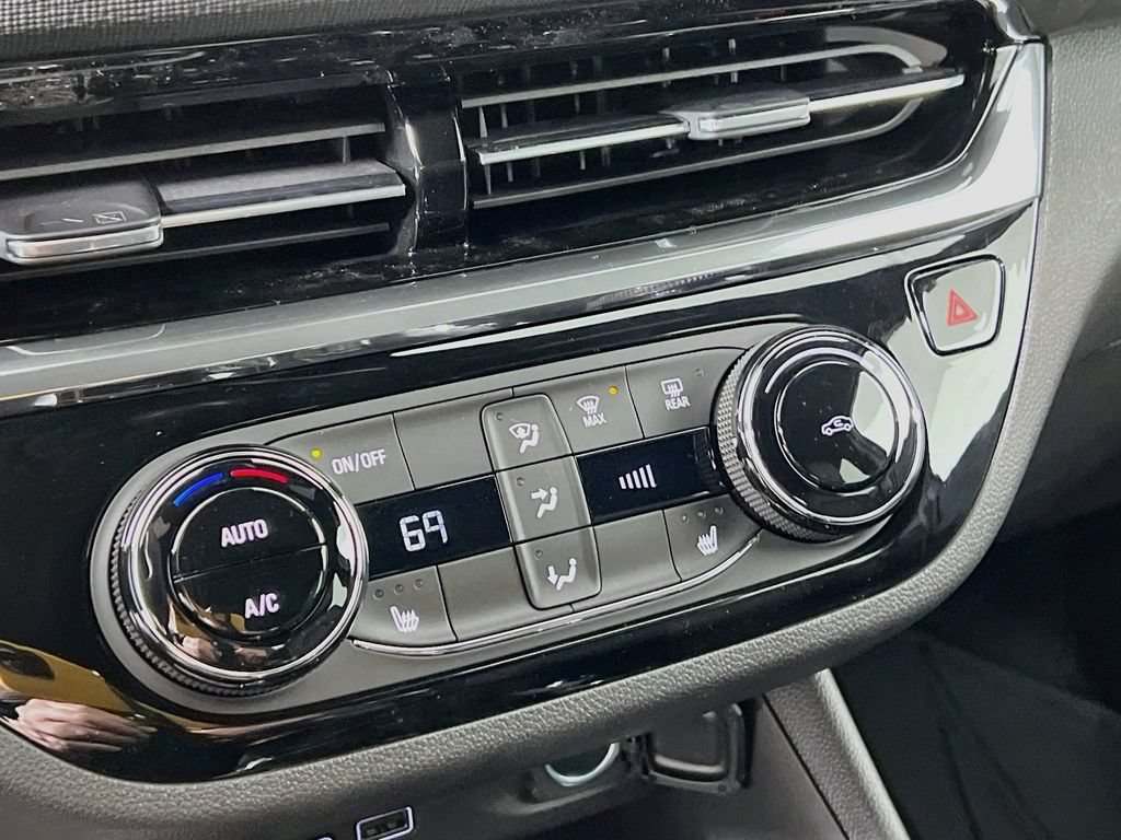 New 2026 Buick Envista Sport Touring w/ Convenience I Package FWD image 12