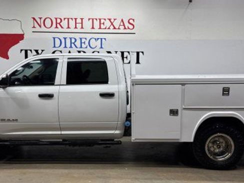 Used 2019 RAM 3500 Tradesman w/ Chrome Appearance Group image 1