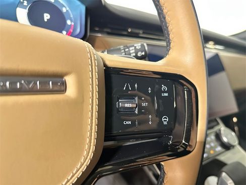 Used 2023 Land Rover Range Rover Sport SE Dynamic image 18