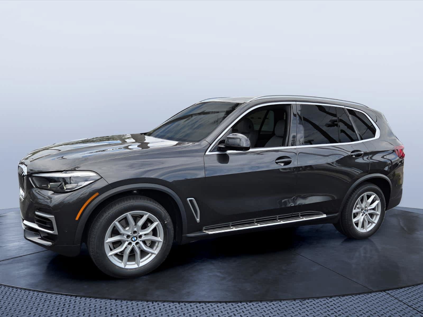 Used 2023 BMW X5 sDrive40i w/ Premium Package RWD image 7