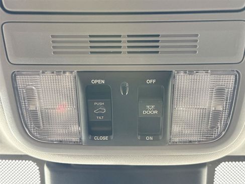 Used 2024 Honda Odyssey EX-L image 21