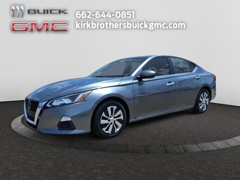 Used 2020 Nissan Altima 2.5 S FWD image 1