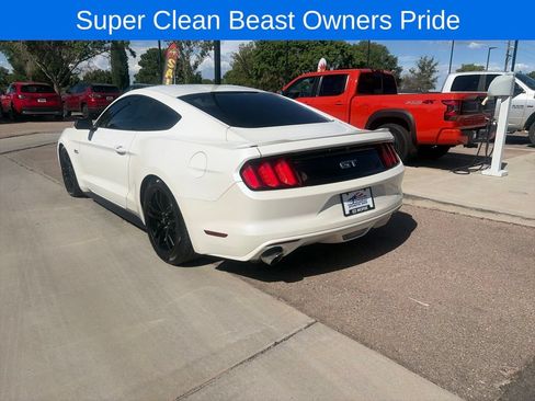 Used 2017 Ford Mustang GT RWD image 7