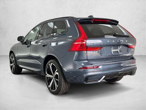 Used 2025 Volvo XC60 B5 Ultra AWD/4WD image 8