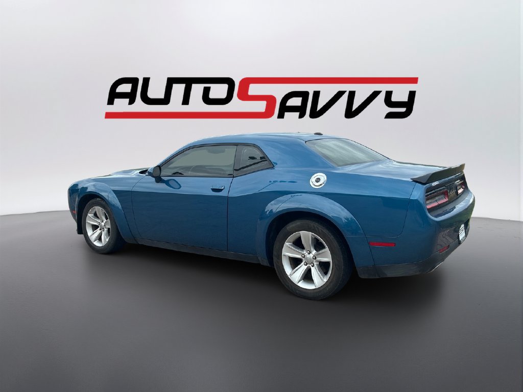 Used 2023 Dodge Challenger SXT RWD image 7