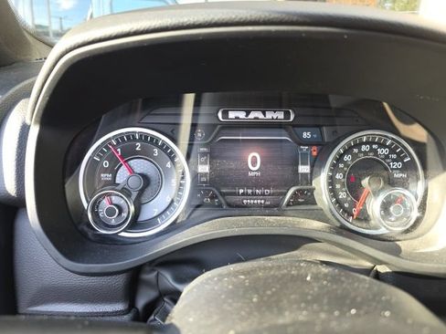 Used 2022 RAM 1500 Big Horn AWD/4WD image 12