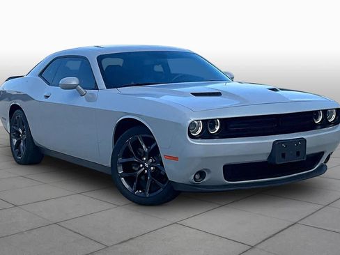 Used 2020 Dodge Challenger SXT w/ Blacktop Package RWD image 2