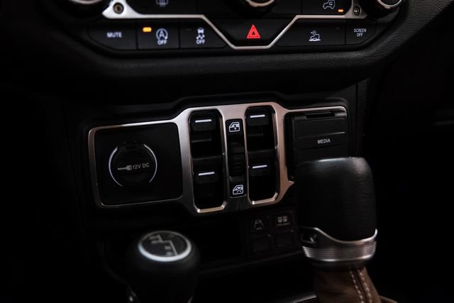 Used 2025 Jeep Gladiator Sport AWD/4WD image 69