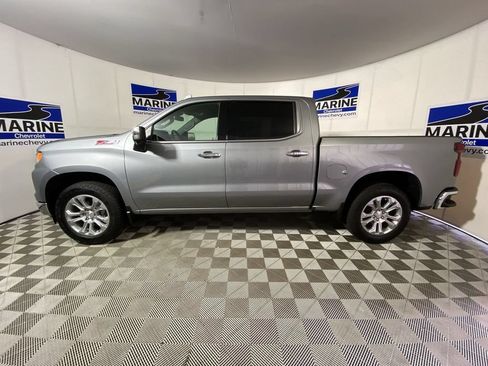 Used 2024 Chevrolet Silverado 1500 LTZ w/ LTZ Convenience Package II AWD/4WD image 10