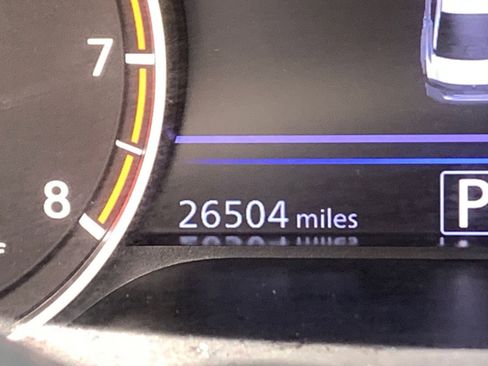 Used 2025 Nissan Altima 2.5 SV image 9