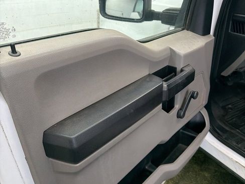 Used 2019 Ford F350 XL image 17