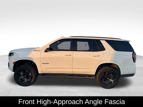 Used 2024 Chevrolet Tahoe Z71 w/ Luxury Package image 17