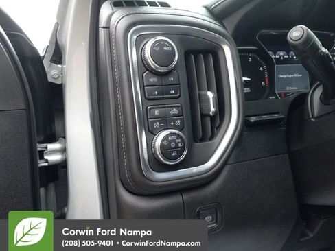 Used 2022 GMC Sierra 3500 Denali w/ Denali Ultimate Package image 13