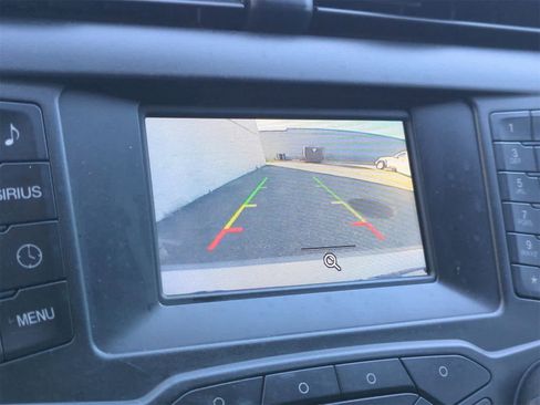 Used 2016 Ford Fusion SE w/ Equipment Group 202A image 29