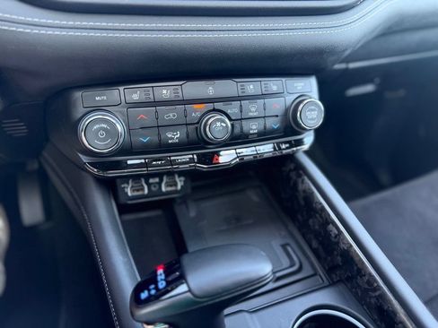 Used 2024 Dodge Durango SRT AWD/4WD image 24
