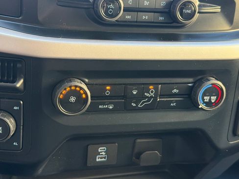 Used 2023 Ford F150 XLT AWD/4WD image 16
