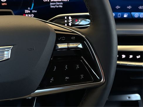 New 2026 Cadillac Lyriq Luxury RWD image 28