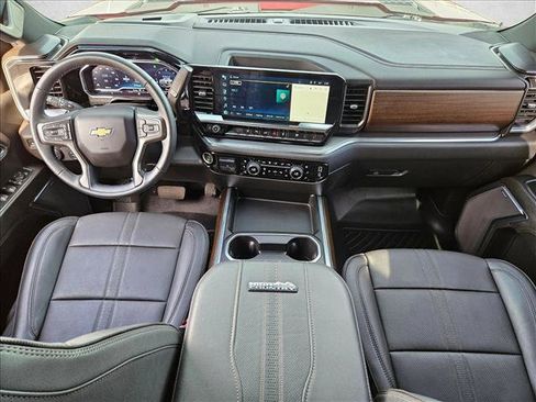 Used 2024 Chevrolet Silverado 2500 High Country image 14