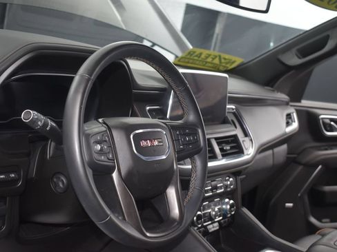 Used 2024 GMC Yukon AT4 w/ Technology Package AWD/4WD image 14