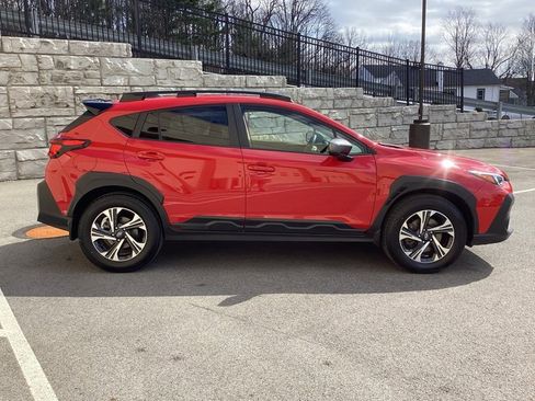 Used 2024 Subaru Crosstrek 2.0i Premium image 9