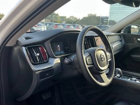 Certified 2024 Volvo XC60 B5 Core w/ Protection Package Premier AWD/4WD image 15