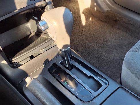 Used 2005 Toyota Camry image 13