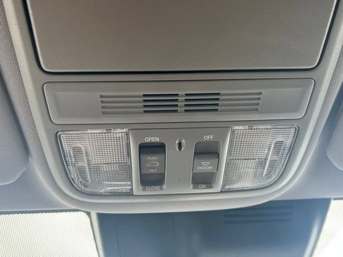 Used 2021 Honda CR-V EX image 30