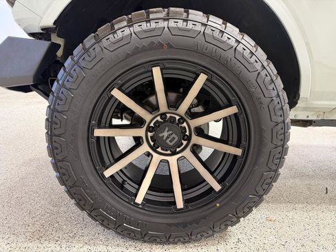 Used 2021 Ford Bronco Outer Banks AWD/4WD image 9
