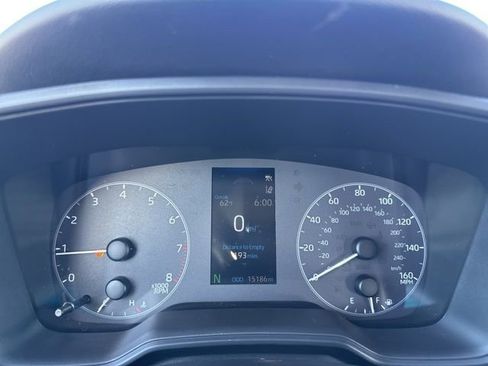 Used 2025 Toyota Corolla LE image 24