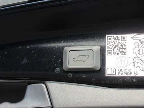 Used 2024 Toyota RAV4 Limited image 34