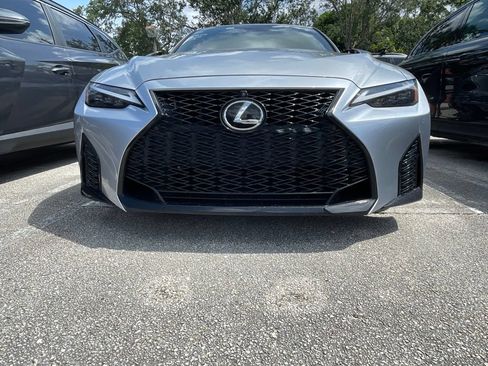 Used 2022 Lexus IS 350 F Sport RWD image 12