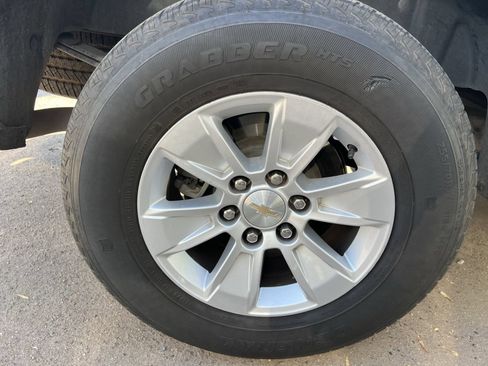 Used 2023 Chevrolet Silverado 1500 LT RWD image 7