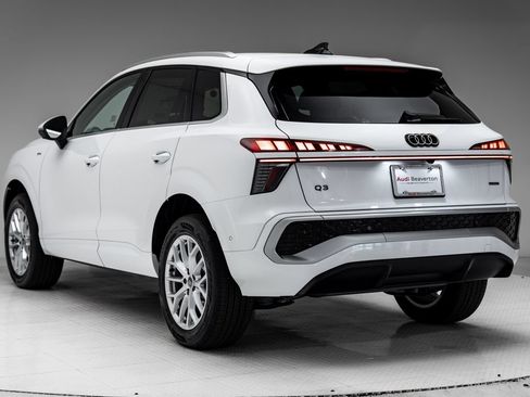 New 2026 Audi Q3 quattro 2.0T AWD/4WD image 3