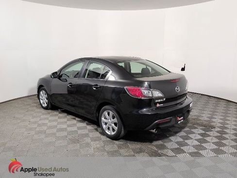 Used 2010 MAZDA MAZDA3 i Touring image 4