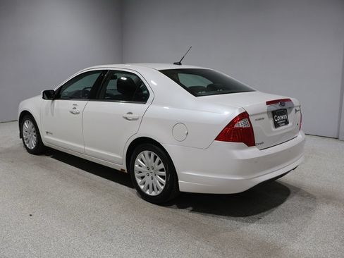 Used 2010 Ford Fusion Hybrid FWD image 4