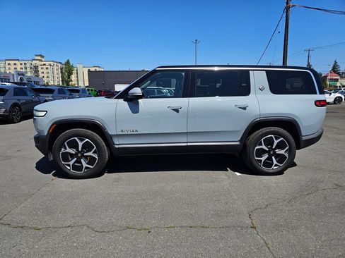 Used 2023 Rivian R1S Adventure AWD/4WD image 4