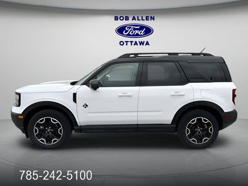 Used 2025 Ford Bronco Sport Outer Banks w/ Outer Banks Tech Package+ image 2