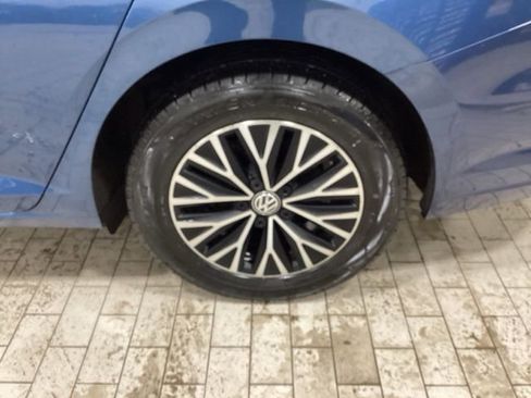 Used 2019 Volkswagen Jetta SE image 24