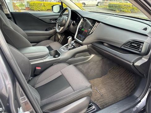 Used 2025 Subaru Outback Premium image 22